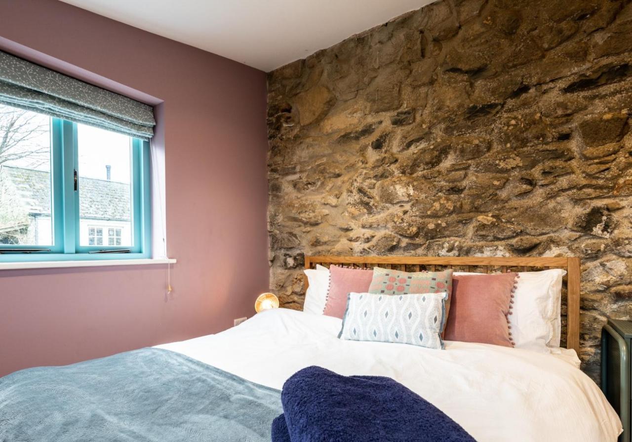 Penrhiw - A Country Cottage With Mountain Views Newport  Dış mekan fotoğraf